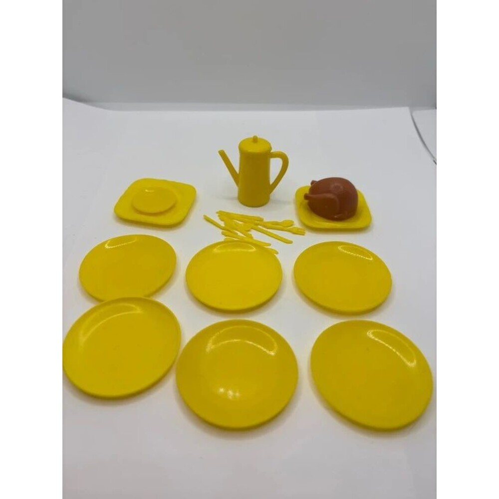 Vintage 80s Barbie Thanksgiving dinner turkey yellow dinner plates teapot
